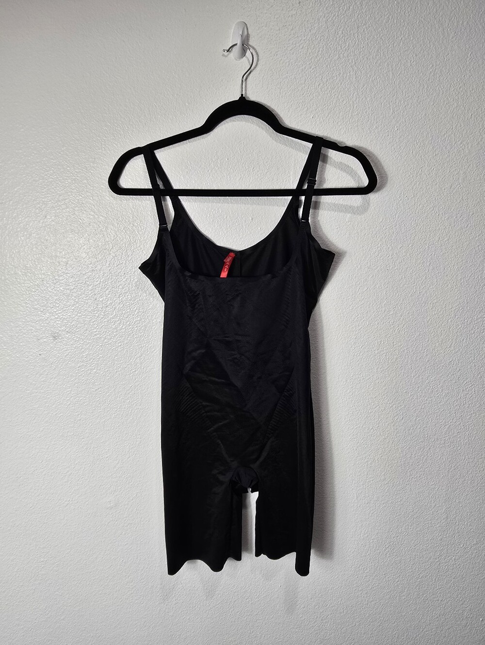 SPANX Sculpt Go Figure Open Bust Mid Thigh Bodysuit